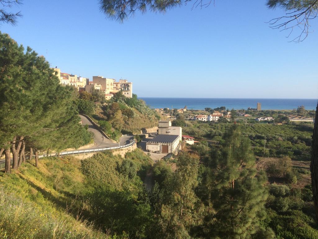 Casa Vacanza Paradise Vicino Cefalu Con Servizio Di Piscina A 3 Chilometri Appartement Campofelice Di Roccella Buitenkant foto